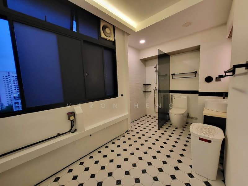 929 Hougang Street 91, 929 Hougang Street 91, Studio, 750 sqft, HDB Flat For Rent, by Veron Heng, 500238385 - Bathroom - PropertyGuru.com.sg