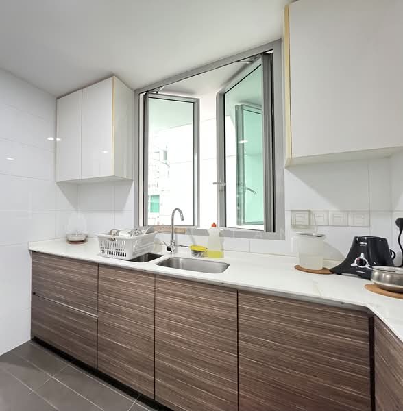 The Minton, 147 Hougang Street 11, 4 Bedrooms, 1,658 sqft, Condominium For Sale, by Owen Tan, 500238408 - Kitchen - PropertyGuru.com.sg