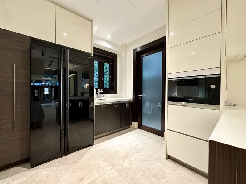 The Greenwood, 205 Greenwood Avenue, 4 Bedrooms, 3,025 sqft, Terraced House For Sale, by Torance Paul, 500238411 - Kitchen - PropertyGuru.com.sg