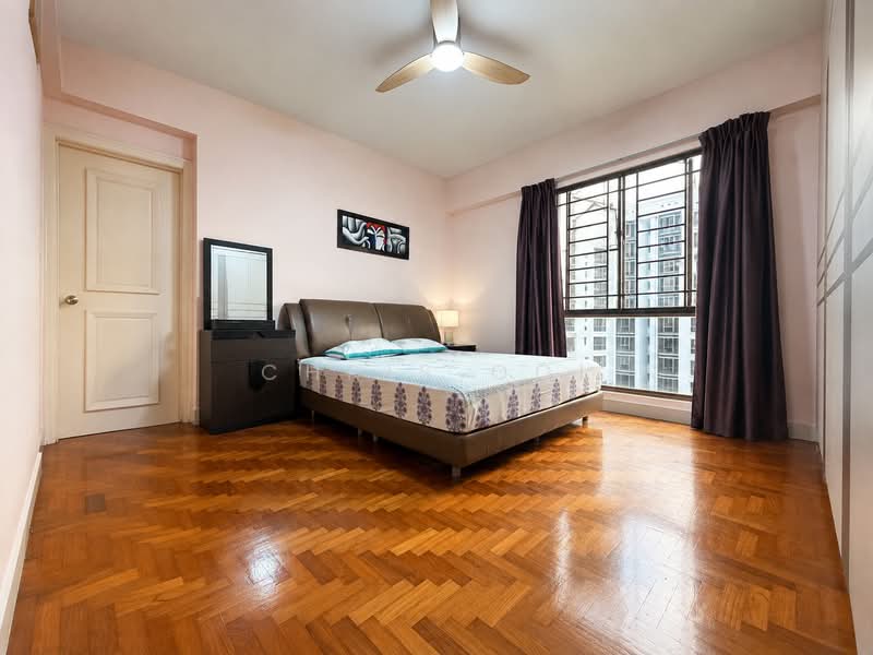 Parkview Apartments, 1 Bukit Batok Street 25, 2 Bedrooms, 980 sqft, Condominium For Sale, by Chris Ooi, 500238412 - Bedroom - PropertyGuru.com.sg