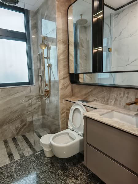 Perfect Ten, 323 Bukit Timah Road, 2 Bedrooms, 785 sqft, Condominium For Rent, by Michelle Pan, 500238415 - Bathroom - PropertyGuru.com.sg