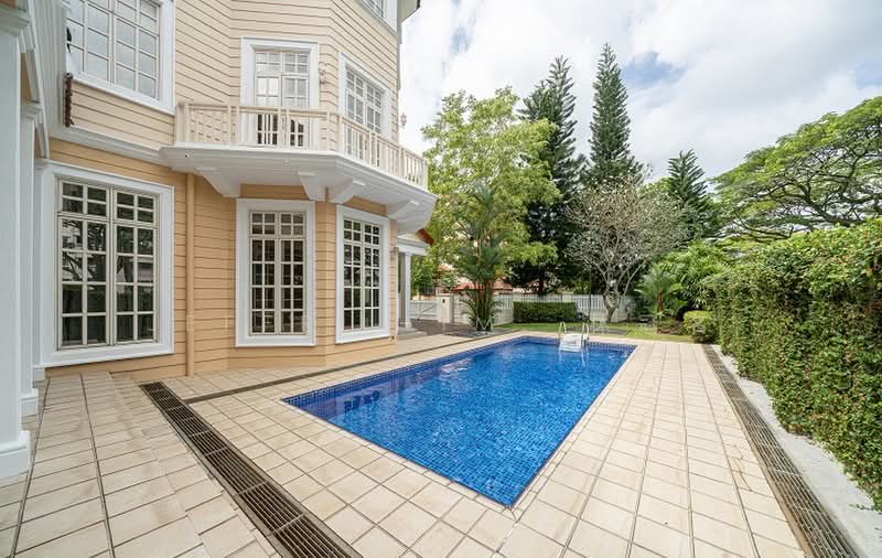 Cedarwood Grove, Cedarwood Grove, 6 Bedrooms, 6,652 sqft, Bungalow House For Rent, by Jeffri Lim, 林冠名, 500238420 - Exterior - PropertyGuru.com.sg
