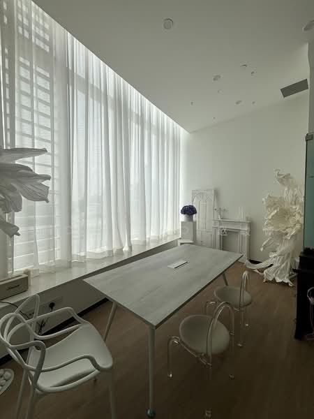The Central, 6 Eu Tong Sen Street, Boat Quay / Raffles Place / Marina, 370 sqft, Office For Rent, by Zion Zhao 赵峻慷, 500238422 - Interior - CommercialGuru.com.sg