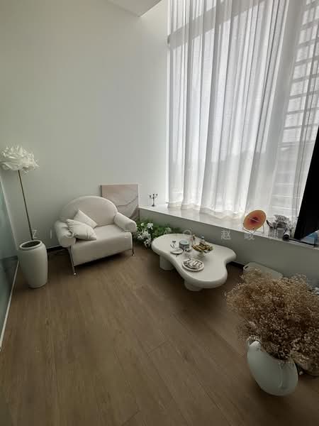 The Central, 6 Eu Tong Sen Street, Boat Quay / Raffles Place / Marina, 370 sqft, Office For Rent, by Zion Zhao 赵峻慷, 500238422 - Living Room - CommercialGuru.com.sg