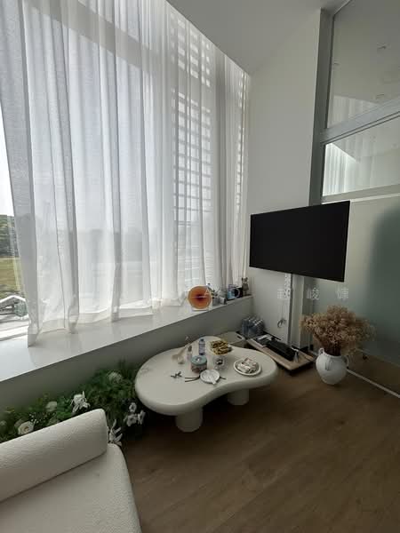 The Central, 6 Eu Tong Sen Street, Boat Quay / Raffles Place / Marina, 370 sqft, Office For Rent, by Zion Zhao 赵峻慷, 500238422 - Living Room - CommercialGuru.com.sg