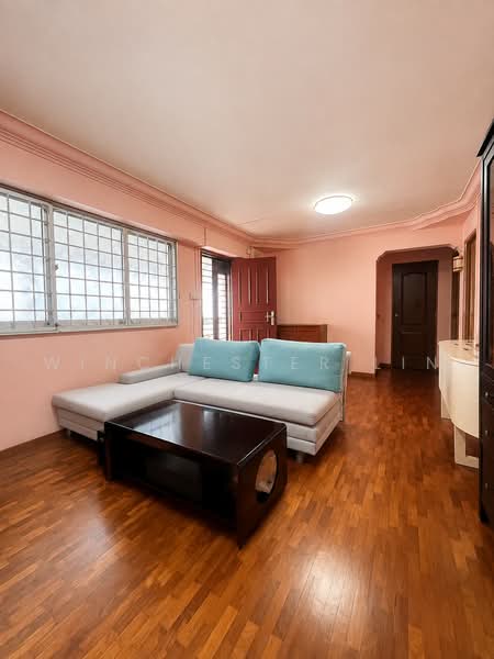 327 Yishun Ring Road, 327 Yishun Ring Road, 3 Bedrooms, 904 sqft, HDB Flat For Sale, by Winchester Lin, 500238423 - Living Room - PropertyGuru.com.sg