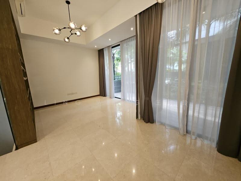 Alana, Sunrise Terrace, Seletar / Yio Chu Kang, 4 Bedrooms, 3,122 sqft, Terraced House For Sale, by Ling Wong 王秀玲, 500238427 - Living Room - PropertyGuru.com.sg