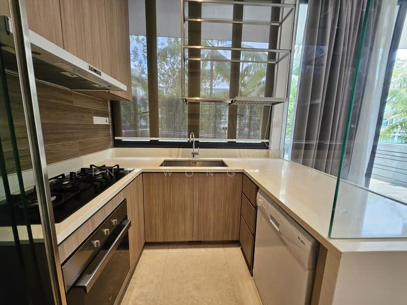 Alana, Sunrise Terrace, Seletar / Yio Chu Kang, 4 Bedrooms, 3,122 sqft, Terraced House For Sale, by Ling Wong 王秀玲, 500238427 - Kitchen - PropertyGuru.com.sg
