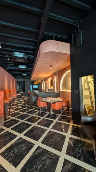 Mohamed Sultan Road, Mohamed Sultan Road, Orchard / River Valley, 2,240 sqft, Food & Beverage For Rent, by Jermain Eu, 500238440 - Interior - CommercialGuru.com.sg
