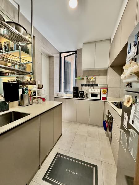 Verdale, 8 De Souza Avenue, 3 Bedrooms, 1,001 sqft, Condominium For Sale, by Tan Siew Ling, 500238452 - Kitchen - PropertyGuru.com.sg