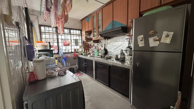 968 Hougang Avenue 9, 968 Hougang Avenue 9, Room Rental, 100 sqft, HDB Flat For Rent, by Janice Huay, 500238469 - Kitchen - PropertyGuru.com.sg