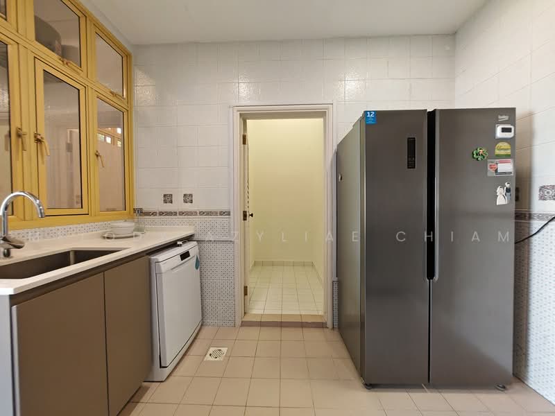 Orange Regency, 101 Fernhill Road, 4 Bedrooms, 1,773 sqft, Apartment For Rent, by Melody Azyliae Chiam, 500238488 - Kitchen - PropertyGuru.com.sg