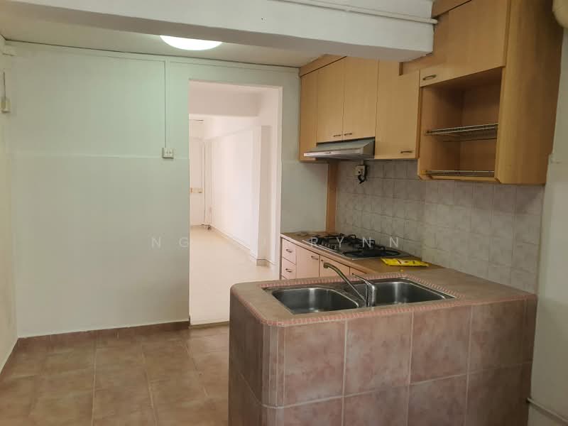 52 Sims Place, 52 Sims Place, 2 Bedrooms, 700 sqft, HDB Flat For Sale, by Ng Dorrynn, 500238504 - Kitchen - PropertyGuru.com.sg
