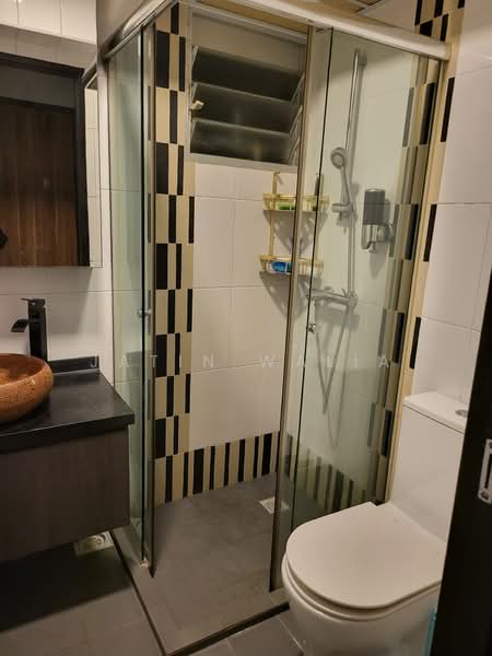 10B Bendemeer Light, 10B Bendemeer Road, Room Rental, 140 sqft, HDB Flat For Rent, by JATIN WALIA, 500238511 - Bathroom - PropertyGuru.com.sg