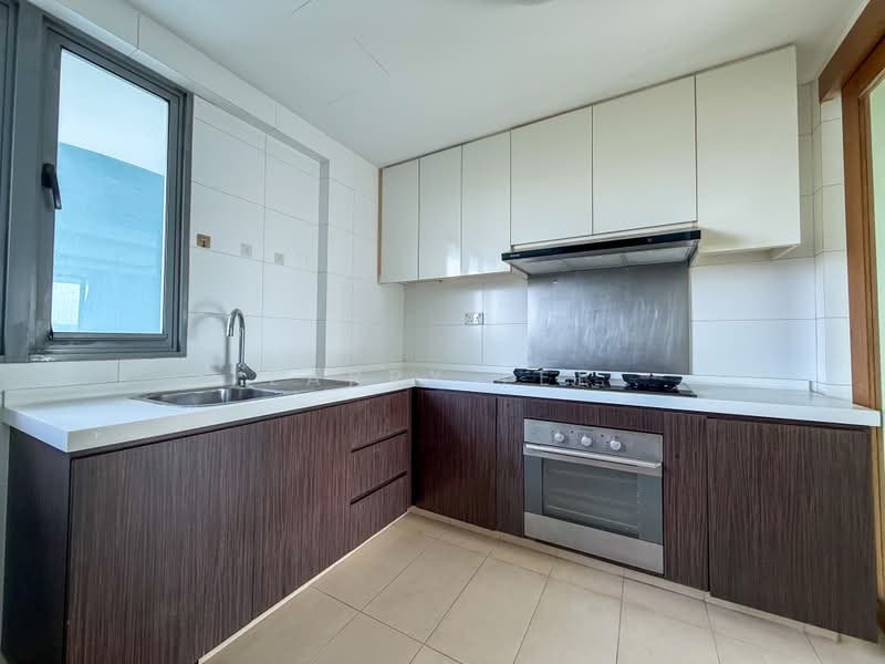 Waterfront Waves, 766 Bedok Reservoir Road, 4 Bedrooms, 1,496 sqft, Condominium For Rent, by Larry Lee, 500238520 - PropertyGuru.com.sg