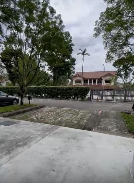 Nim Gardens, 71 Nim Road, 3 Bedrooms, 2,217 sqft, Condominium For Sale, by Jenny Liu 刘俐妤, 500238524 - Car pouch right at ur doorstep - PropertyGuru.com.sg