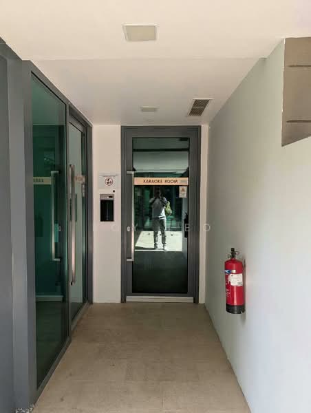 The Topiary, 23 Fernvale Lane, Seletar / Yio Chu Kang, 3 Bedrooms, 904 sqft, Condominium For Sale, by Roy Teo, 500238535 - Corridor - PropertyGuru.com.sg