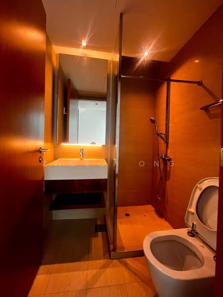 Cabana, 145A Sunrise Terrace, 5 Bedrooms, 3,068 sqft, Cluster House For Sale, by Zacson Ong, 500238541 - Bathroom - PropertyGuru.com.sg