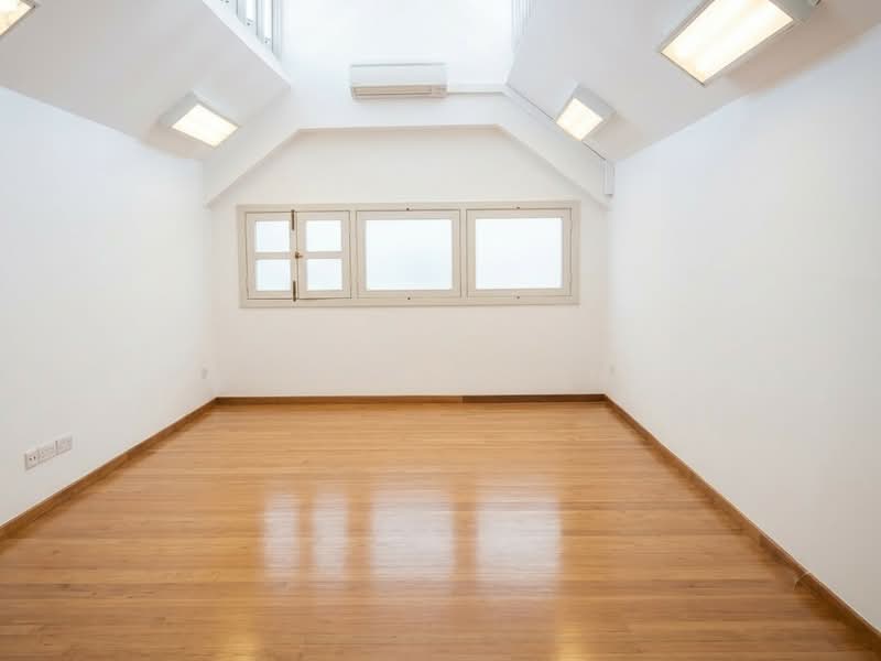 Off Club Street | Telok Ayer MRT | Shophouse office with unique features!, Club Street / Ann Siang / Chinatown / Telok Ayer Street, 2,357 sqft, Office For Rent, by Sophia Ho, 500238552 - Interior - CommercialGuru.com.sg