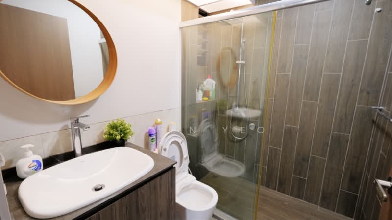 420D Northshore Drive, 420D Northshore Drive, 3 Bedrooms, 1,012 sqft, HDB Flat For Sale, by Jason Yeo, 500238564 - Bathroom - PropertyGuru.com.sg