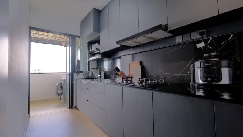 420D Northshore Drive, 420D Northshore Drive, 3 Bedrooms, 1,012 sqft, HDB Flat For Sale, by Jason Yeo, 500238564 - Kitchen - PropertyGuru.com.sg