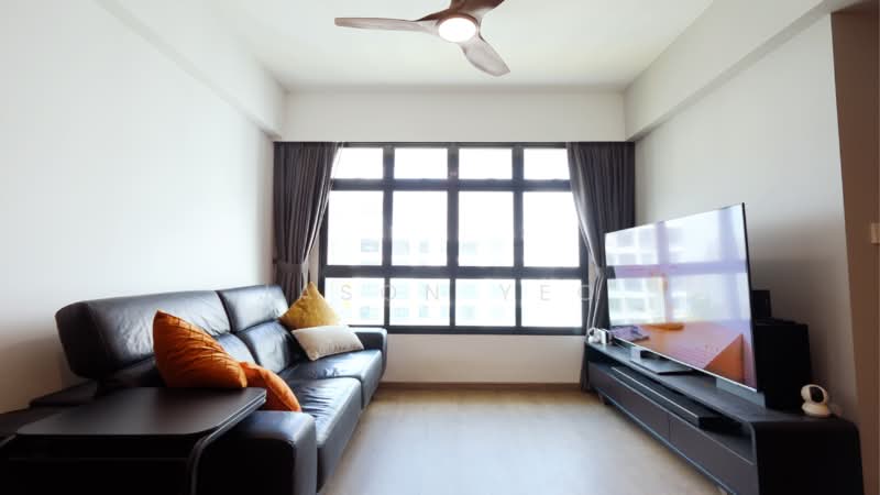 420D Northshore Drive, 420D Northshore Drive, 3 Bedrooms, 1,012 sqft, HDB Flat For Sale, by Jason Yeo, 500238564 - Living Room - PropertyGuru.com.sg