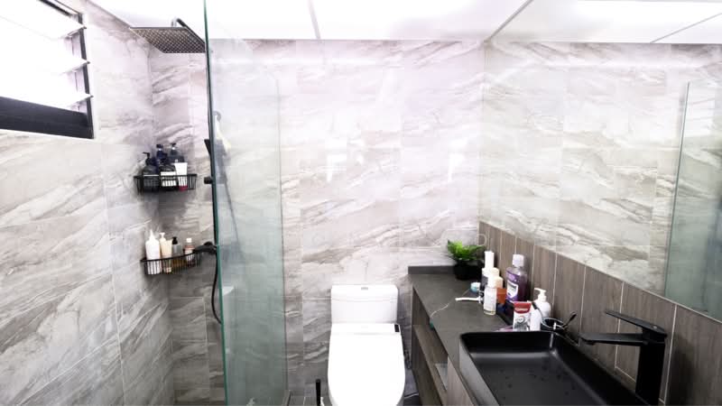 420D Northshore Drive, 420D Northshore Drive, 3 Bedrooms, 1,012 sqft, HDB Flat For Sale, by Jason Yeo, 500238564 - Bathroom - PropertyGuru.com.sg