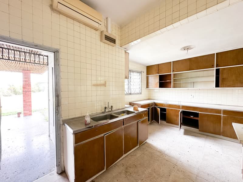 Freehold Detached House Soo Chow Estate, , 3 Bedrooms, 2,000 sqft, Detached House For Sale, by Faye Tan 陈丽儿, 500238566 - PropertyGuru.com.sg