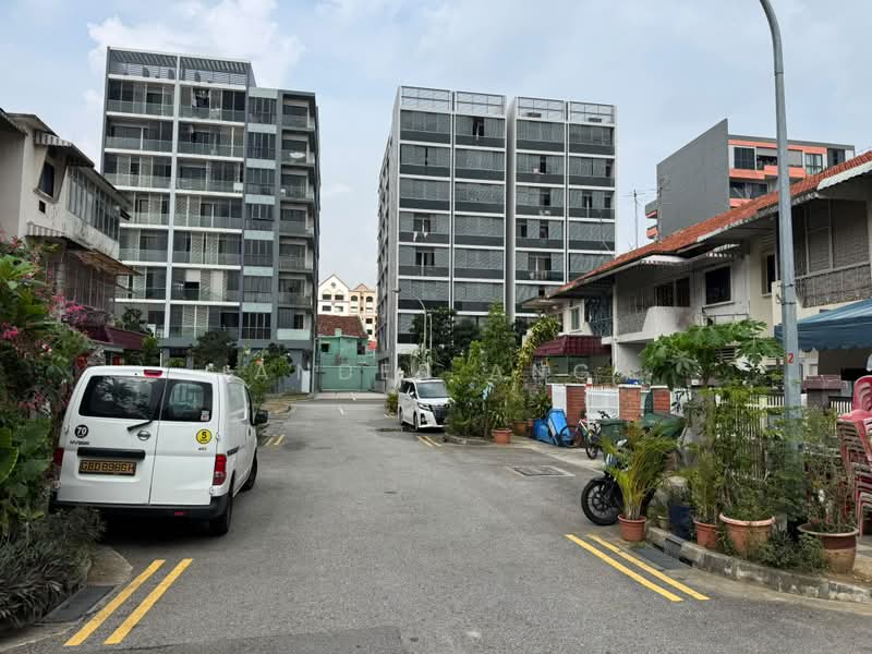 Jalan Suka Walkup Apartment, Jalan Suka, 4 Bedrooms, 1,200 sqft, Walk-up Apartment For Sale, by Ander Ang, 500238597 - Exterior - PropertyGuru.com.sg