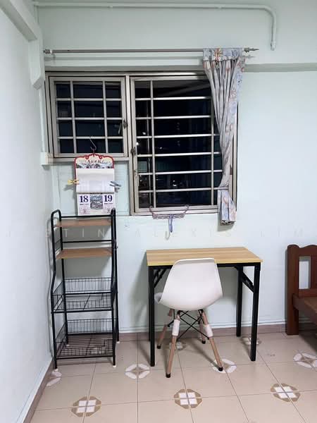 338 Jurong East Avenue 1, 338 Jurong East Avenue 1, Room Rental, 140 sqft, HDB Flat For Rent, by Justin Alexis Lim, 500238604 - Study - PropertyGuru.com.sg
