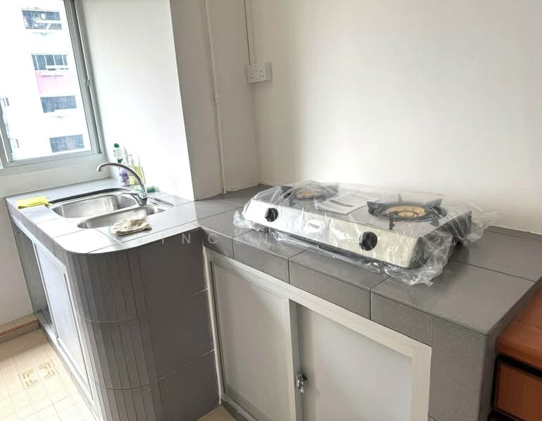 510 West Coast Drive, 510 West Coast Drive, Room Rental, 150 sqft, HDB Flat For Rent, by Vincent Foo, 500238613 - Kitchen - PropertyGuru.com.sg