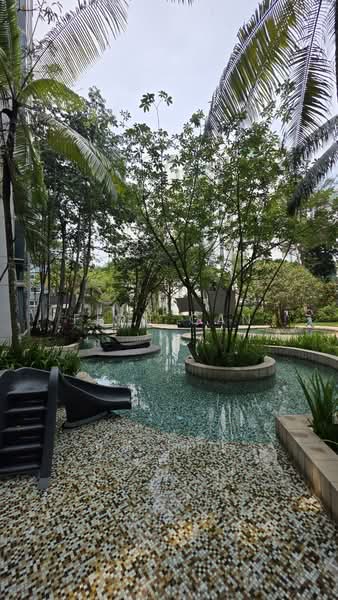 Floridian, 965 Bukit Timah Road, 2 Bedrooms, 915 sqft, Condominium For Rent, by Fion Gan, 500238619 - Pool - PropertyGuru.com.sg