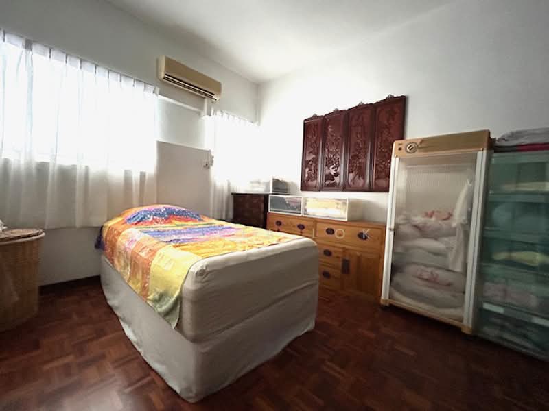Ridgewood Condominium, 1 Ridgewood Close, 3 Bedrooms, 1,744 sqft, Condominium For Sale, by Angela Loke, 500238631 - Bedroom - PropertyGuru.com.sg