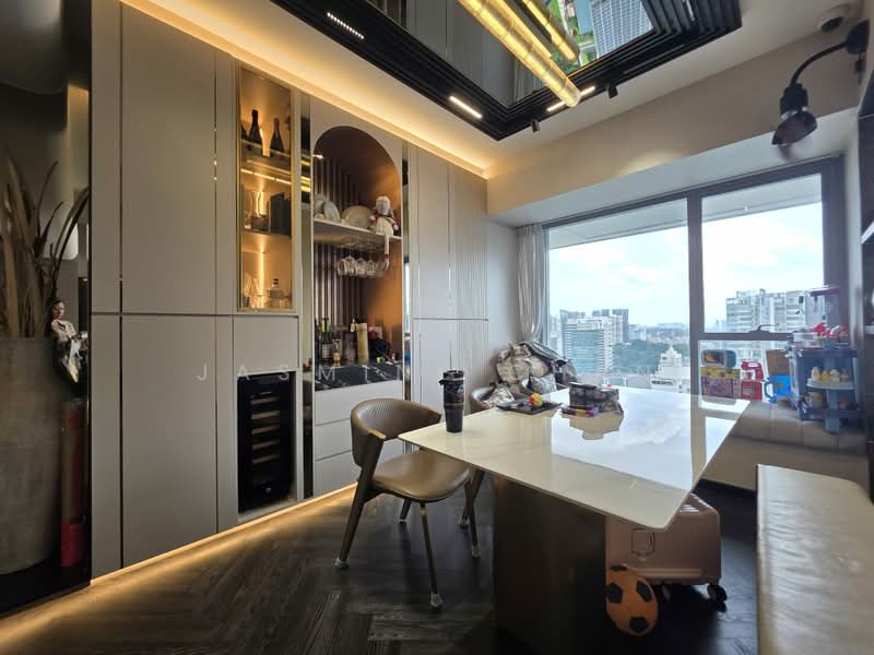 Undervalued 4 bed in Orchard Newton Novena, , 4 Bedrooms, 1,938 sqft, Condominium For Sale, by Jasmine Chan, 500238635 - Dining Room - PropertyGuru.com.sg