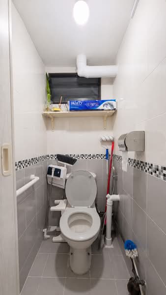 12 Telok Blangah Crescent, 12 Telok Blangah Crescent, Room Rental, 127 sqft, HDB Flat For Rent, by Goh Weihan, 500238641 - Bathroom - PropertyGuru.com.sg