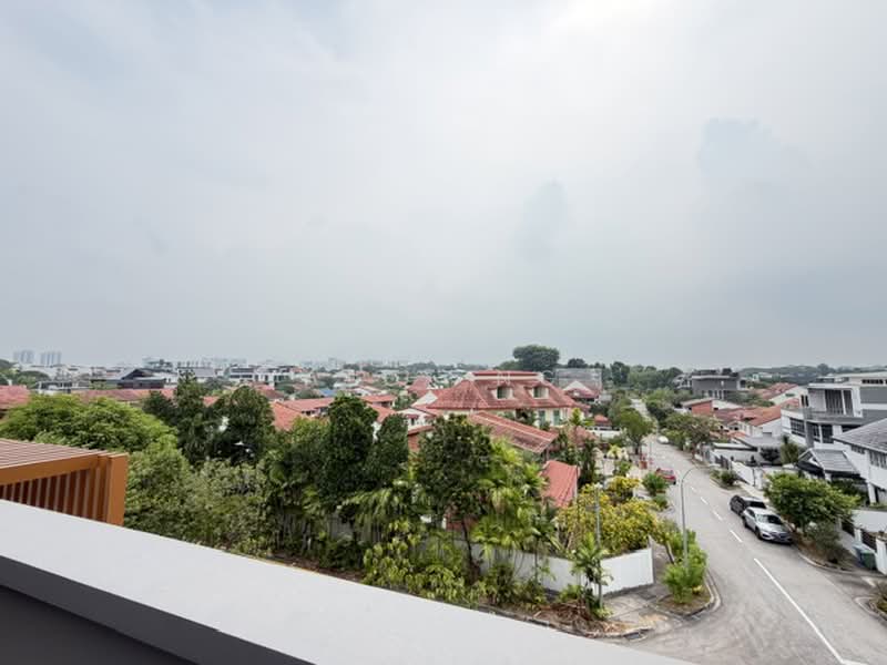 Unblock, Huge Land, Brand New 2.5sty + Basement, Good Layout, Park 2-3 Cars, Accessible, Seletar Hill estate, Yio Chu kang Estate, Neram Estate, Kasai Estate, 5 Bedrooms, 4,684 sqft, Terraced House For Sale, by Alex Ng, 500238645 - Exterior - PropertyGuru.com.sg