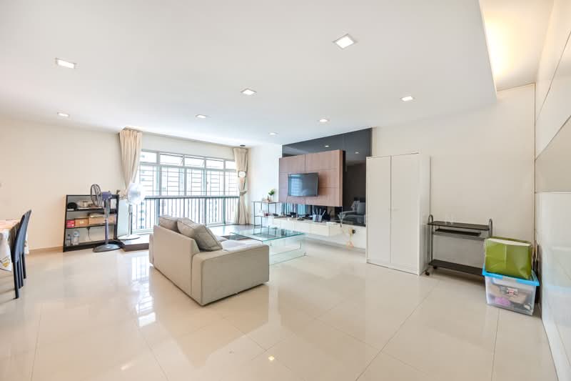 389 Bukit Batok West Avenue 5, 389 Bukit Batok West Avenue 5, 3 Bedrooms, 1,184 sqft, HDB Flat For Sale, by Adriel Li Yewen, 500238651 - Living Room - PropertyGuru.com.sg
