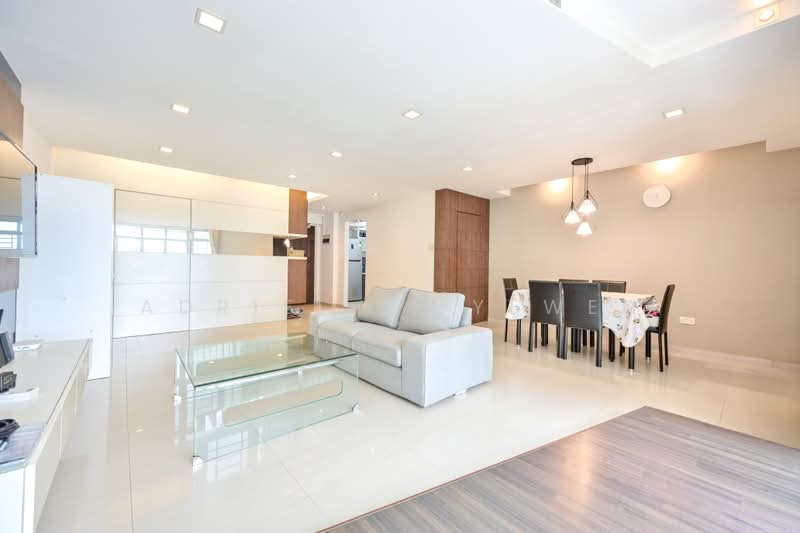389 Bukit Batok West Avenue 5, 389 Bukit Batok West Avenue 5, 3 Bedrooms, 1,184 sqft, HDB Flat For Sale, by Adriel Li Yewen, 500238651 - Living Room - PropertyGuru.com.sg