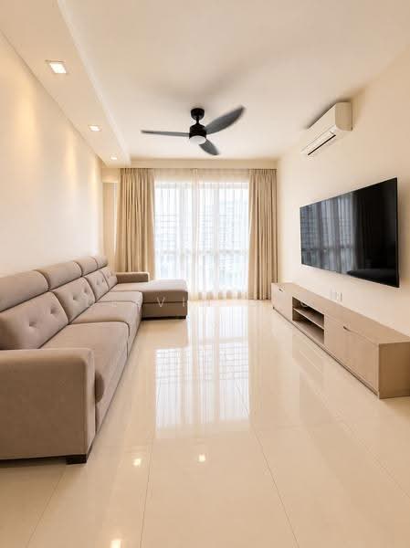 La Casa, 64 Woodlands Drive 16, Admiralty / Woodlands, 2 Bedrooms, 904 sqft, Condominium For Sale, by Delvin Ong, 500238653 - Living Room - PropertyGuru.com.sg