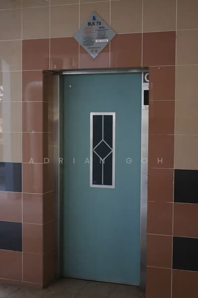 75 Bedok North Road, 75 Bedok North Road, 2 Bedrooms, 635 sqft, HDB Flat For Rent, by Adrian Goh, 500238661 - Corridor - PropertyGuru.com.sg