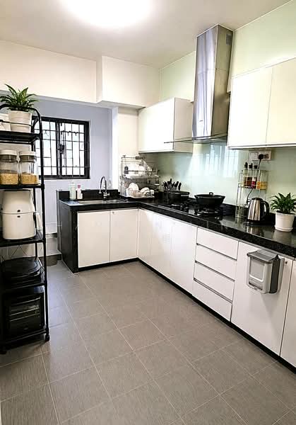669B Jurong West Street 64, 669B Jurong West Street 64, 4 Bedrooms, 1,399 sqft, HDB Flat For Sale, by Shannon Ling 林志珉, 500238665 - Kitchen - PropertyGuru.com.sg