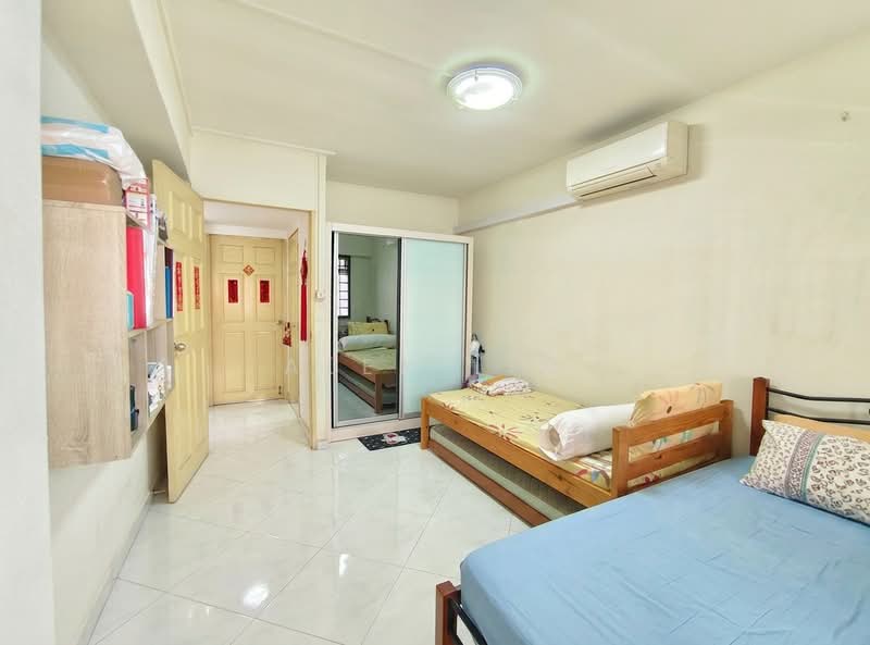 608 Choa Chu Kang Street 62, 608 Choa Chu Kang Street 62, 3 Bedrooms, 1,162 sqft, HDB Flat For Sale, by Alex Lim, 500238670 - Bedroom - PropertyGuru.com.sg