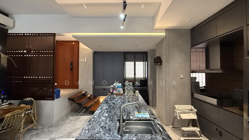 Seletar Springs Condominium, 104 Gerald Drive, 3 Bedrooms, 1,582 sqft, Condominium For Sale, by Damon Chua, 500238704 - Kitchen - PropertyGuru.com.sg