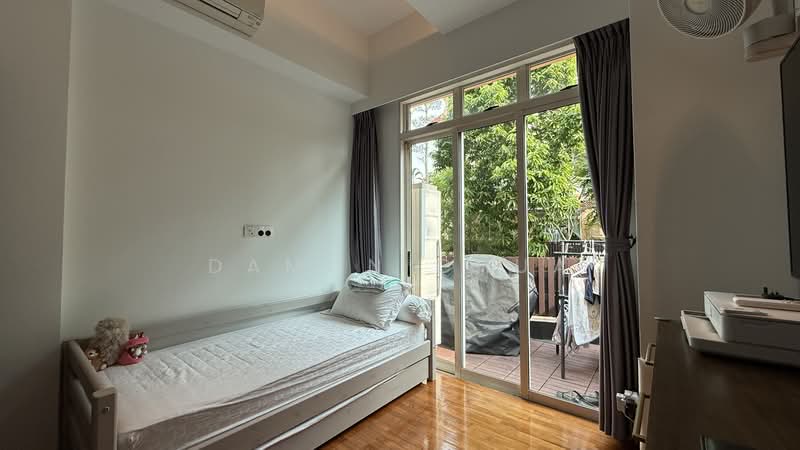 Seletar Springs Condominium, 104 Gerald Drive, 3 Bedrooms, 1,582 sqft, Condominium For Sale, by Damon Chua, 500238704 - Bedroom - PropertyGuru.com.sg