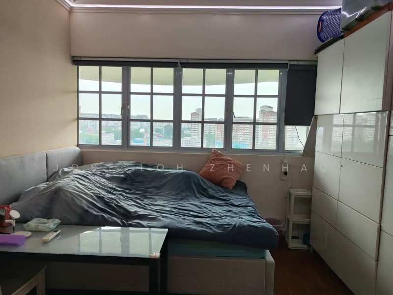 522 Hougang Avenue 6, 522 Hougang Avenue 6, 4 Bedrooms, 1,561 sqft, HDB Flat For Sale, by Jose Loh Zhenhao, 500238720 - Bedroom - PropertyGuru.com.sg