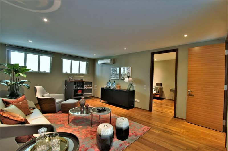 Gallop Green, 13 Woollerton Park, 5 Bedrooms, 4,241 sqft, Condominium For Sale, by Kereen Teo, 500238729 - Living Room - PropertyGuru.com.sg