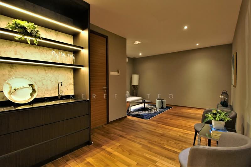 Gallop Green, 13 Woollerton Park, 5 Bedrooms, 4,241 sqft, Condominium For Sale, by Kereen Teo, 500238729 - Living Room - PropertyGuru.com.sg