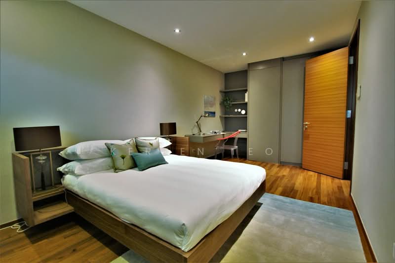 Gallop Green, 13 Woollerton Park, 5 Bedrooms, 4,241 sqft, Condominium For Sale, by Kereen Teo, 500238729 - Bedroom - PropertyGuru.com.sg