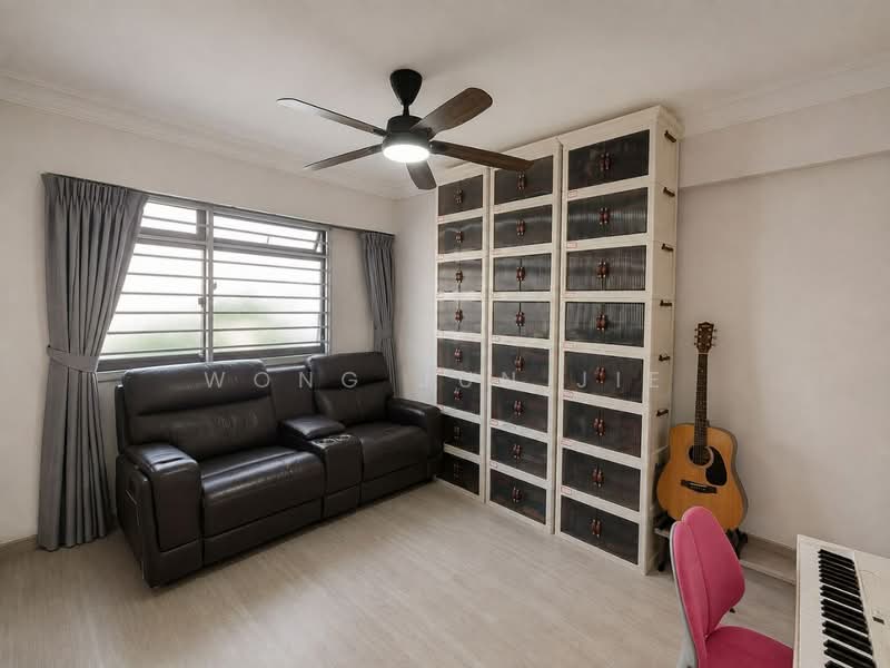323B Sengkang East Way, 323B Sengkang East Way, 3 Bedrooms, 968 sqft, HDB Flat For Sale, by Wong Jun Jie, 500238733 - PropertyGuru.com.sg