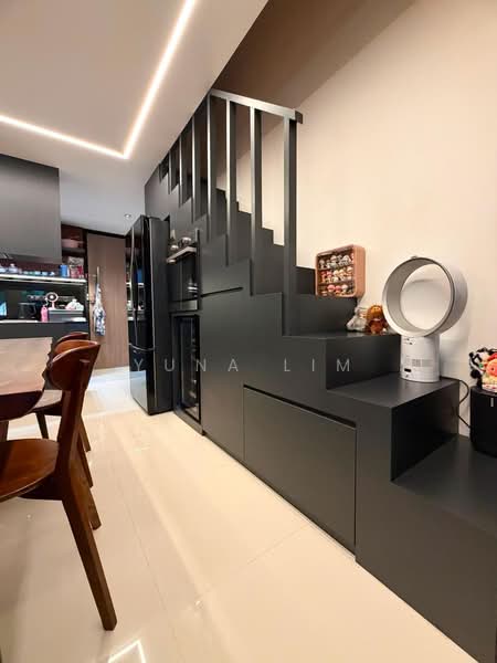 Hills TwoOne, 21 Hillview Terrace, 2 Bedrooms, 700 sqft, Apartment For Sale, by Yuna Lim, 500238742 - Kitchen - PropertyGuru.com.sg